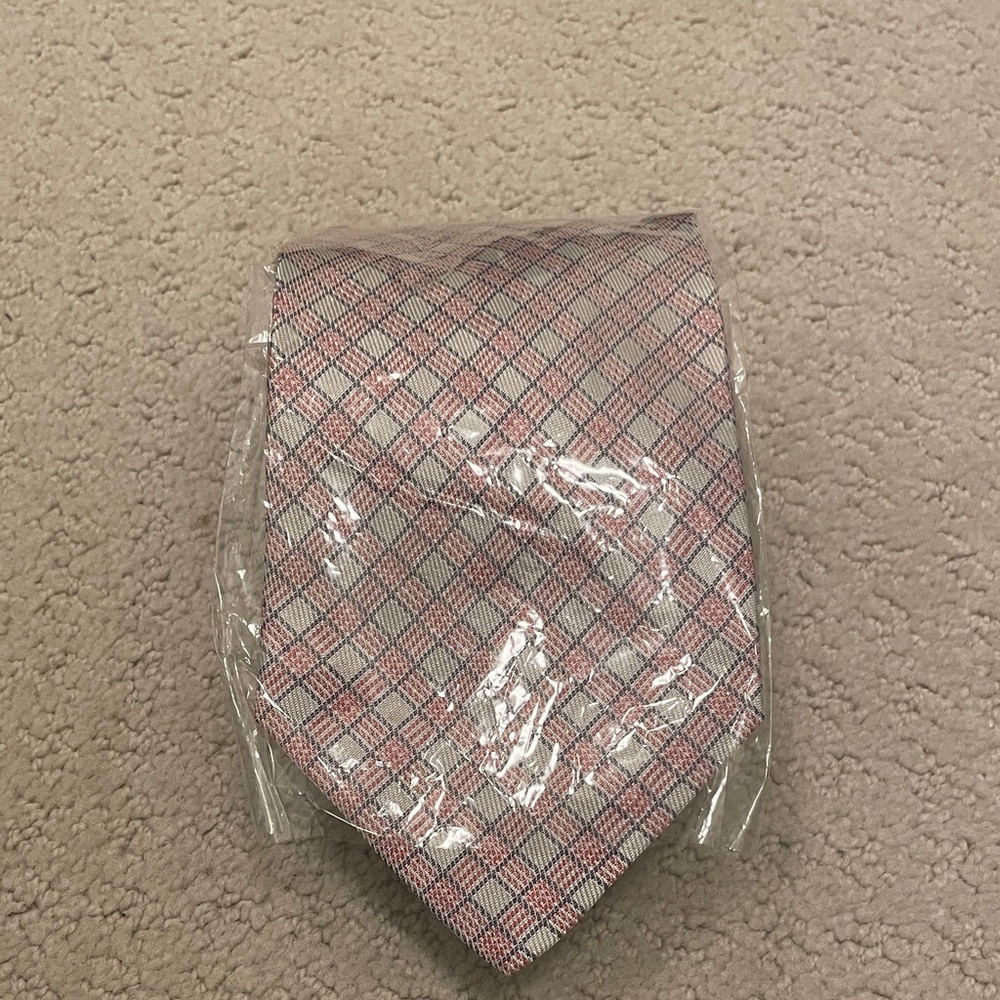 BNIP Park Lane Pink and Gray Checkered Tie 👵MT
